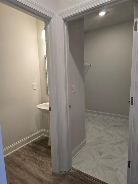 Spacious, unfurnished interior of a new home in Waters Edge, Mansfield (Image 16).