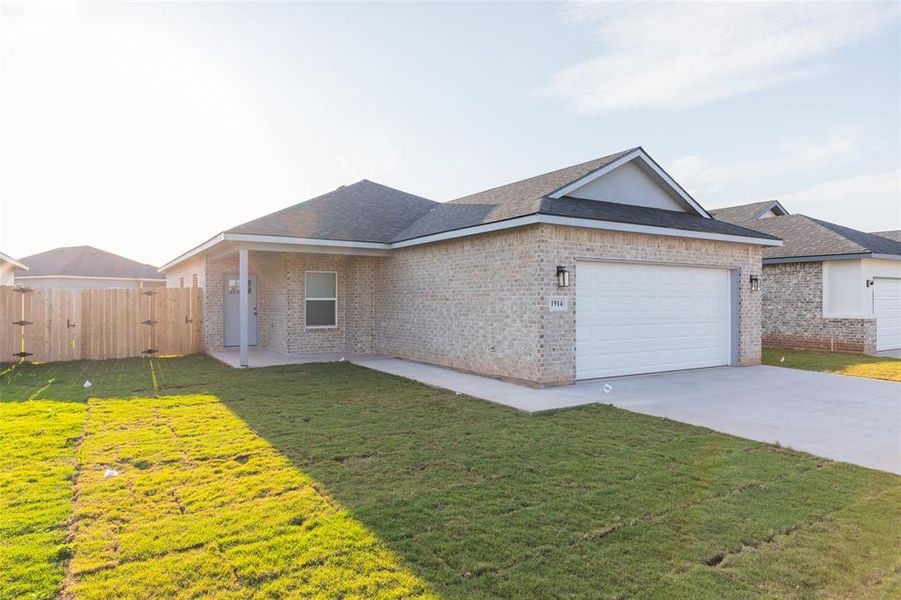 Exterior details and patio area of a home in , Abilene (Image 24).