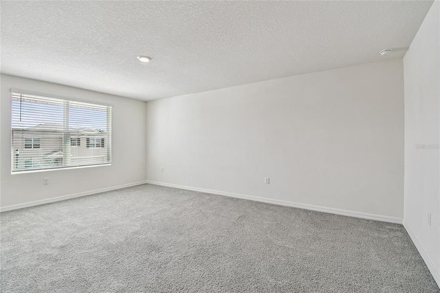 Spacious, unfurnished interior of a new home in River Park, Temple Terrace (Image 37). Spacious, unfurnished interior of a new home in River Park, Temple Terrace (Image 37).
