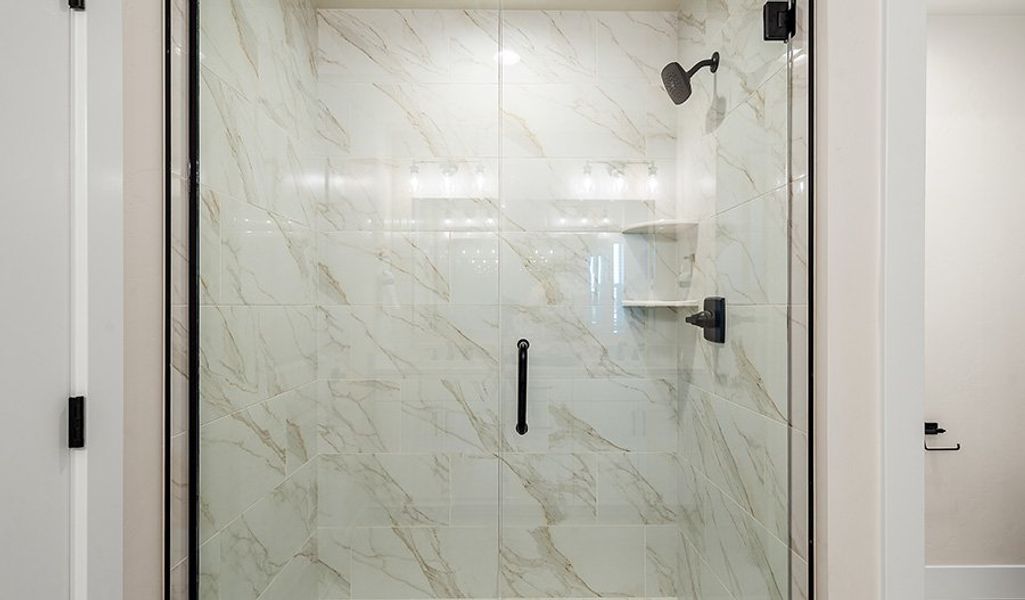 Hemingway-B721-Timberline Bathroom