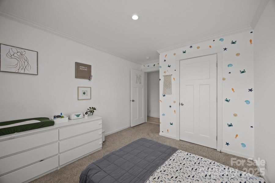 Image 28 of a home in .