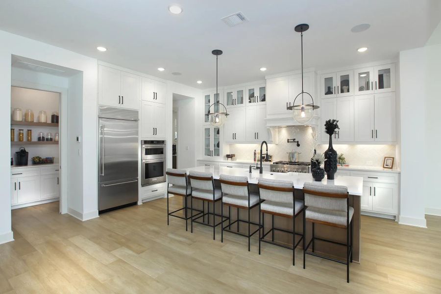 The Lynmar II Kitchen