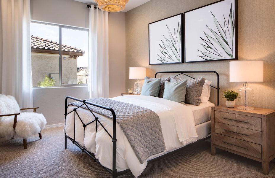 Representative furnished interior of a home built from the Journey Final Opportunity by Del Webb in Sun City Anthem at Merrill Ranch, Florence (Image 14).