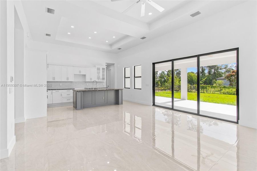 Spacious, unfurnished interior of a new home in , Lehigh Acres (Image 29).