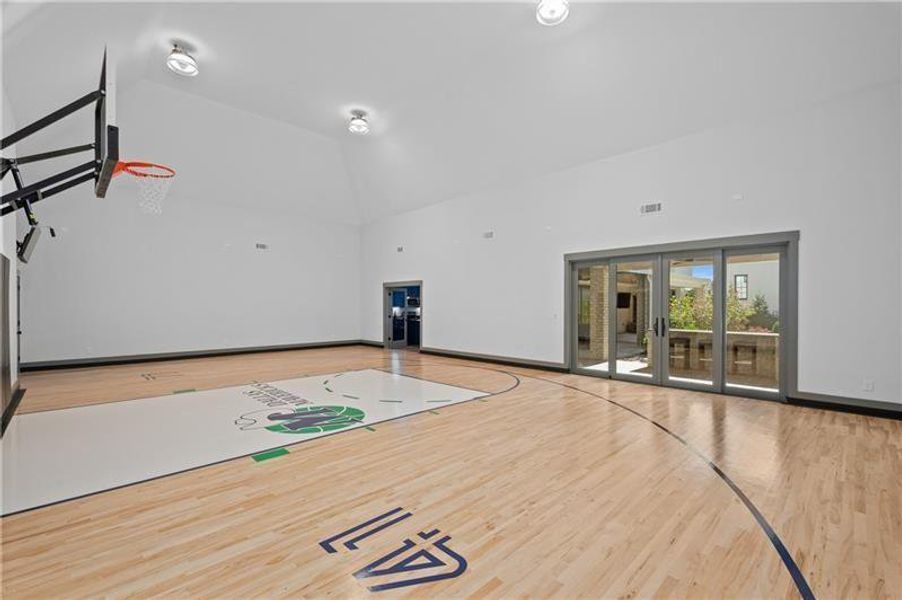 Image 58 of a home in .