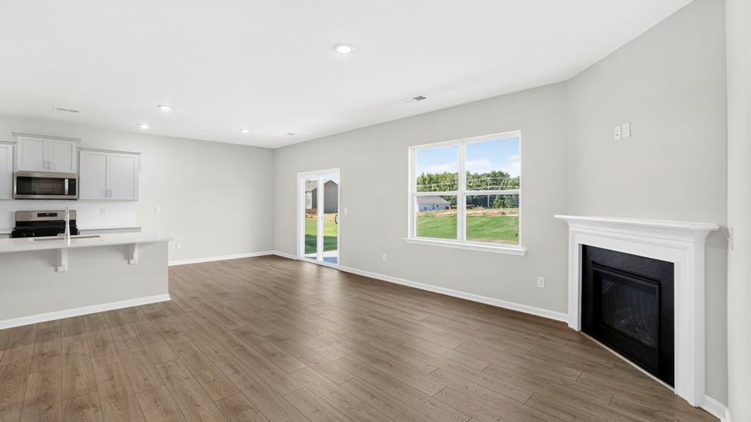 Spacious, unfurnished interior of a new home in Durbin Meadows Traditions, Fountain Inn (Image 22).