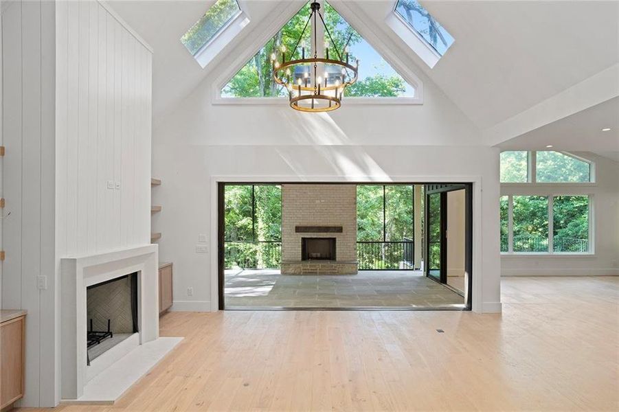 Spacious, unfurnished interior of a new home in , Atlanta (Image 23).