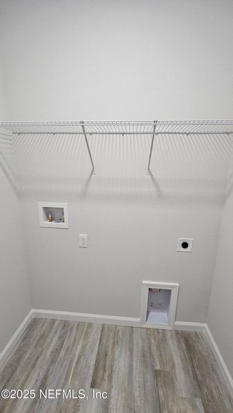 Furnished interior view inside a new home in , Jacksonville (Image 13).