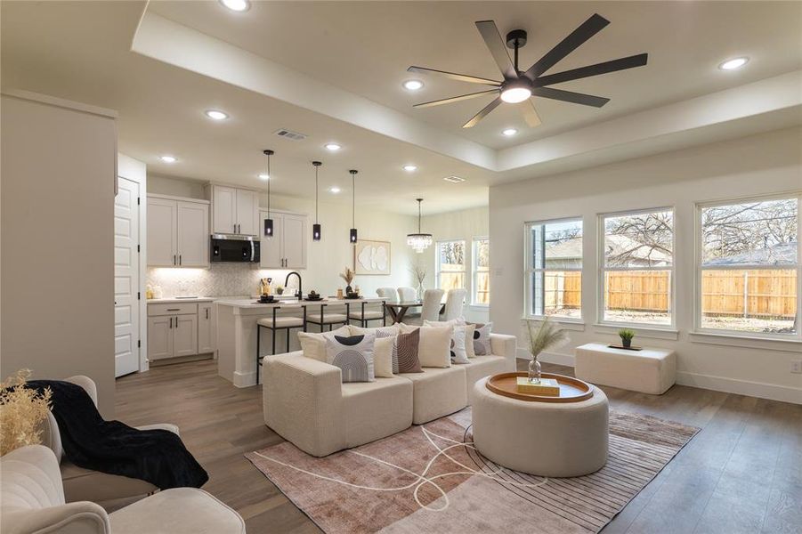 Furnished interior view inside a new home in , Dallas (Image 24). Furnished interior view inside a new home in , Dallas (Image 24).