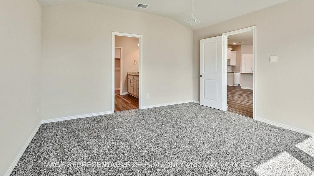 Spacious, unfurnished interior of a new home in Southern Pointe, College Station (Image 11). Spacious, unfurnished interior of a new home in Southern Pointe, College Station (Image 11).