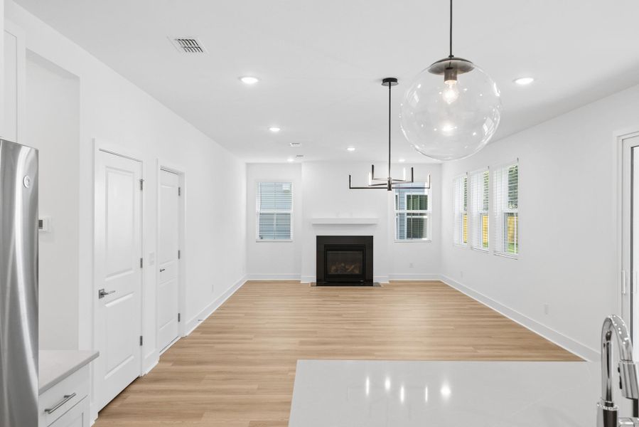 Spacious, unfurnished interior of a new home in Stono Village, Hollywood (Image 14).