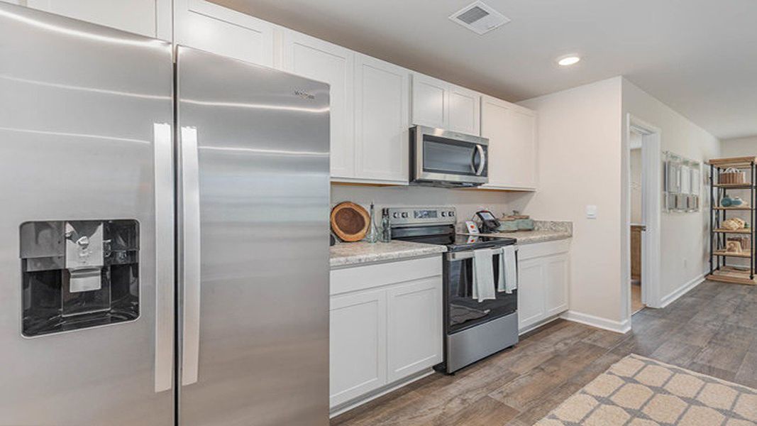 Furnished interior view inside a new home in Cottonwood Place, Tabor City (Image 15). Furnished interior view inside a new home in Cottonwood Place, Tabor City (Image 15).