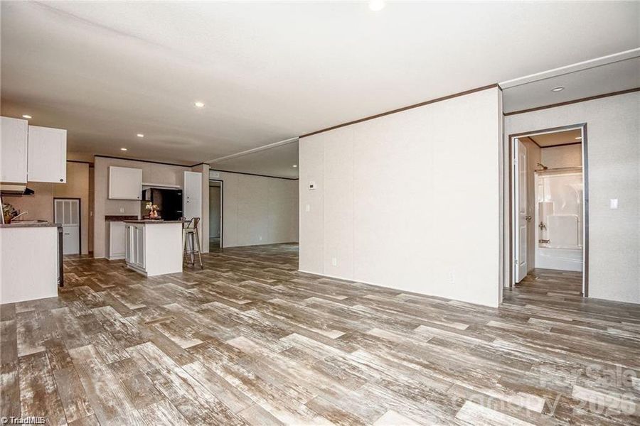 Spacious, unfurnished interior of a new home in , Taylorsville (Image 10).