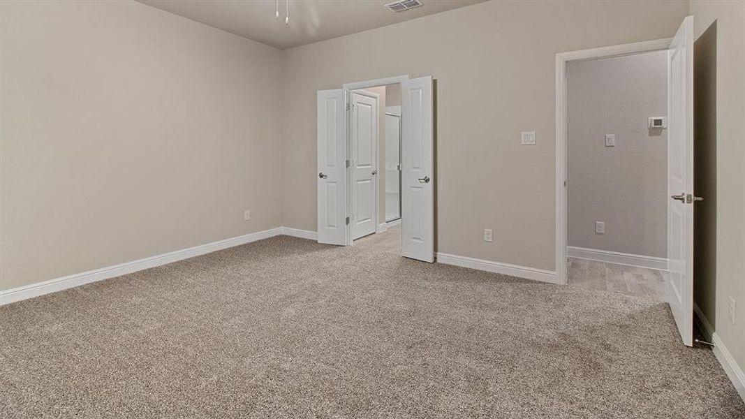 Spacious, unfurnished interior of a new home in Parkerville Meadows, DeSoto (Image 23).