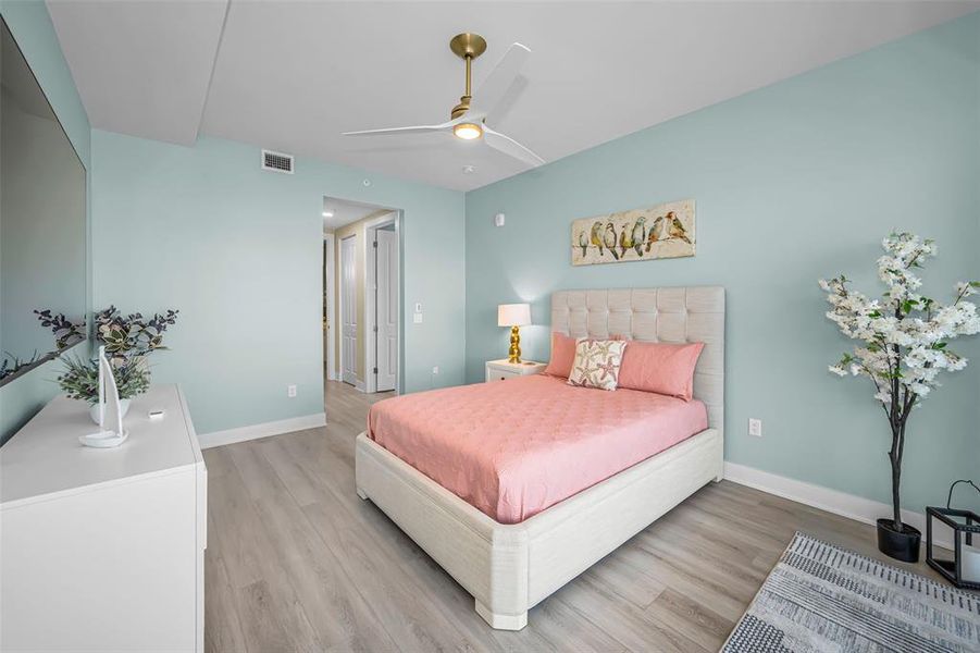 Furnished interior view inside a new home in , Madeira Beach (Image 10).