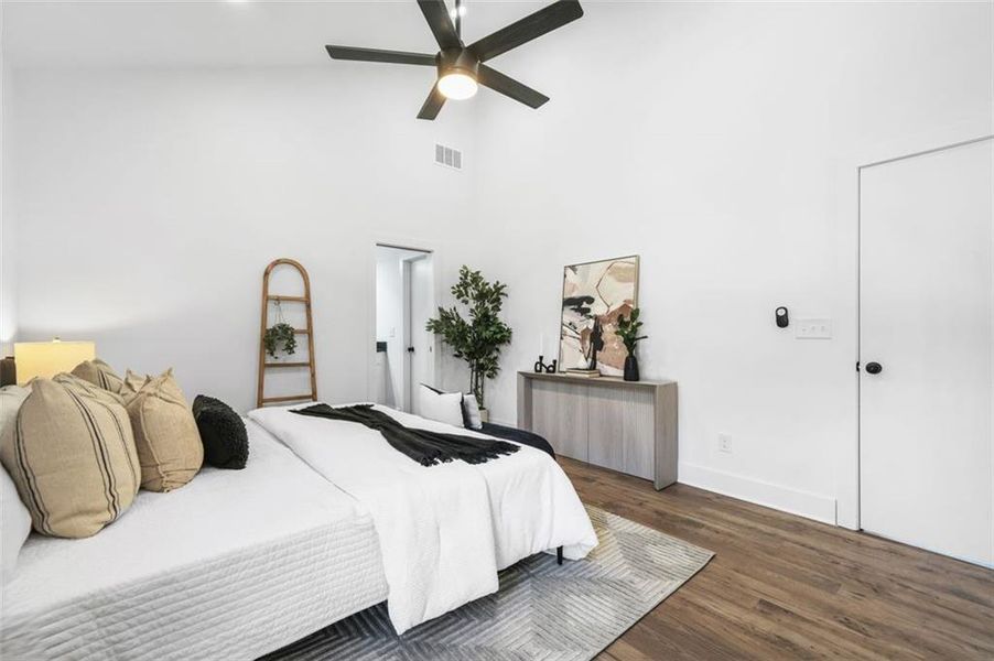 Furnished interior view inside a new home in , Atlanta (Image 15).