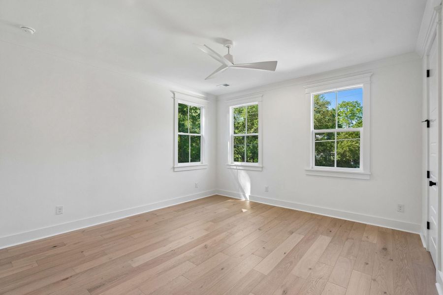 Spacious, unfurnished interior of a new home in , Mount Pleasant (Image 61).
