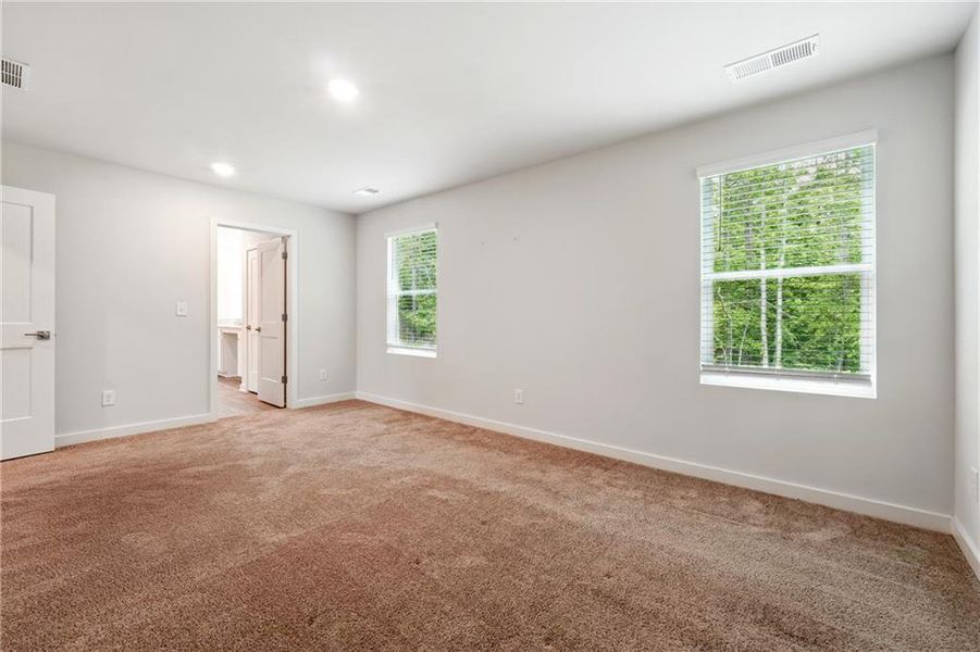 Spacious, unfurnished interior of a new home in Twin Oaks, Villa Rica (Image 20).