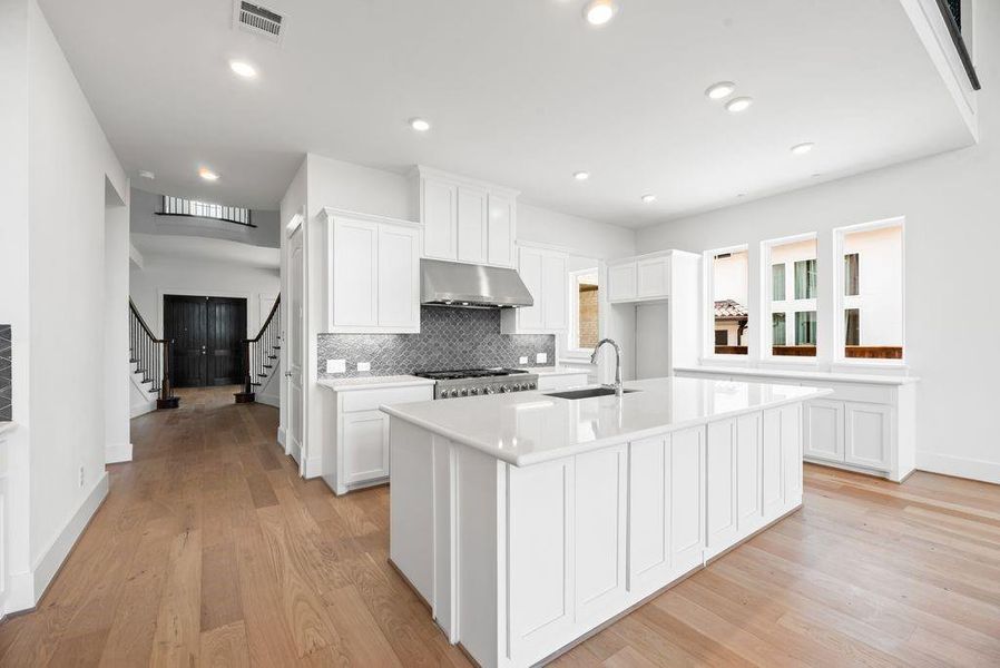 Furnished interior view inside a new home in Silverleaf Estates in Frisco, Frisco (Image 29).