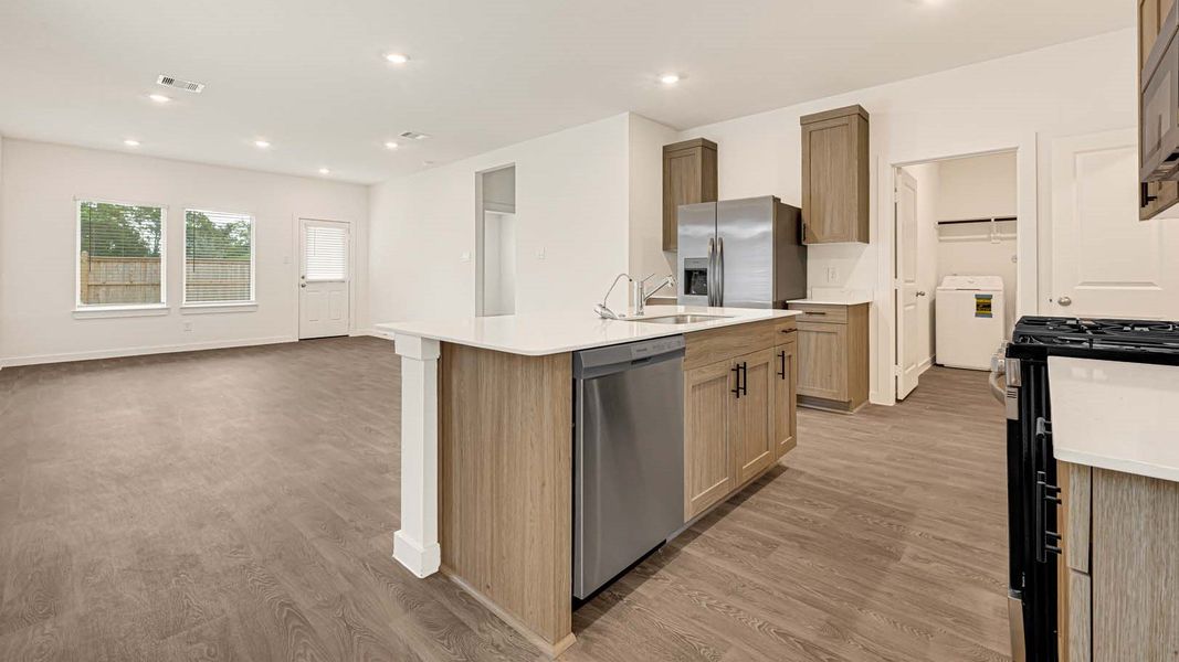 Furnished interior view inside a new home in Holly Ridge, Rosenberg (Image 7).