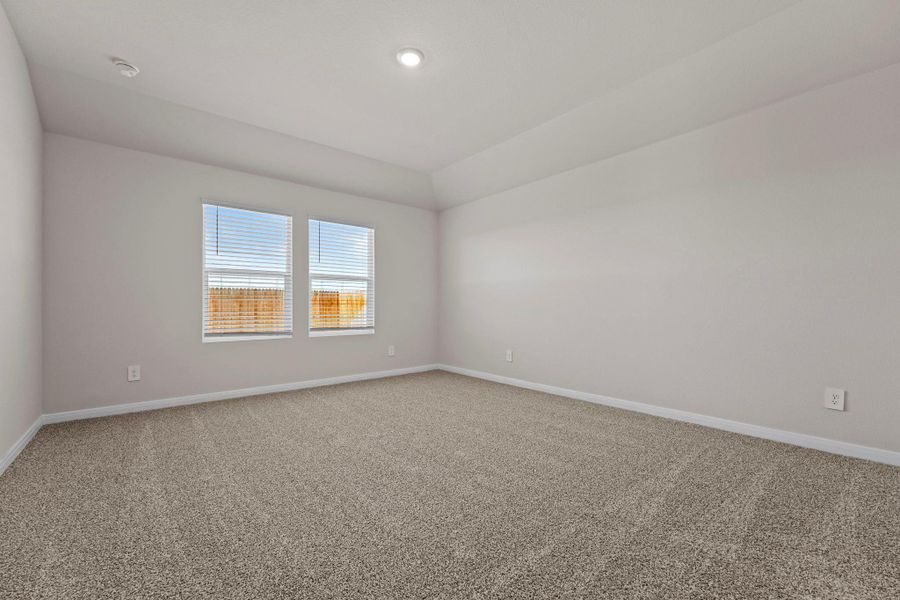 Spacious, unfurnished interior of a new home in Whisper South, San Marcos (Image 17).