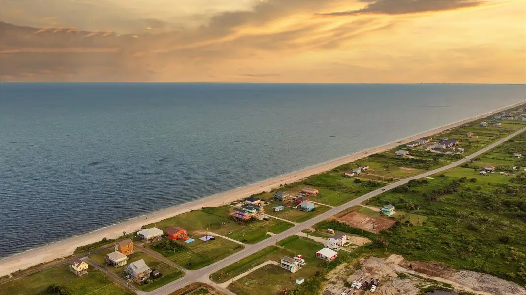 Natural landscape and outdoor views near  in Bolivar Peninsula (Image 49).