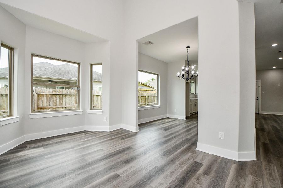 Spacious, unfurnished interior of a new home in , Houston (Image 11).