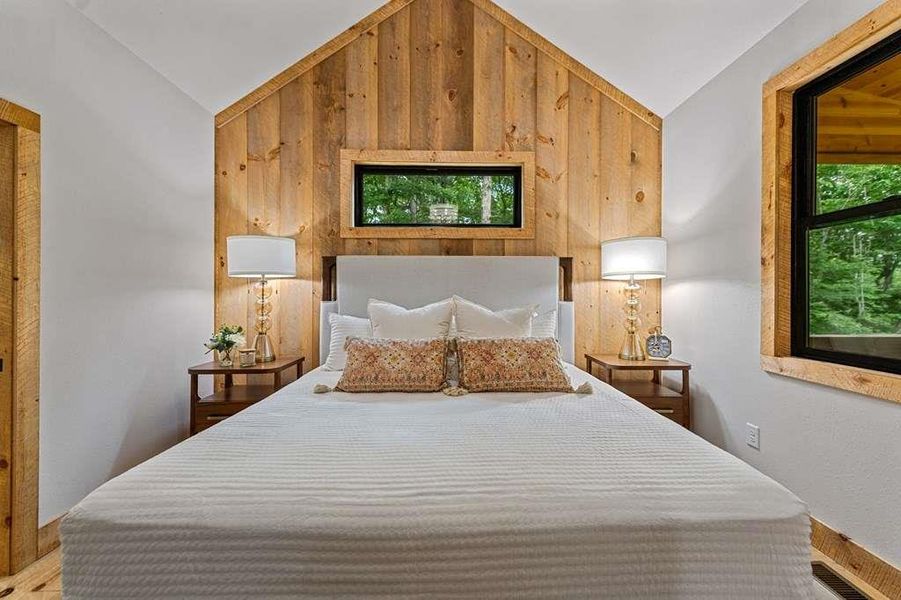 Furnished interior view inside a new home in , McCaysville (Image 31).