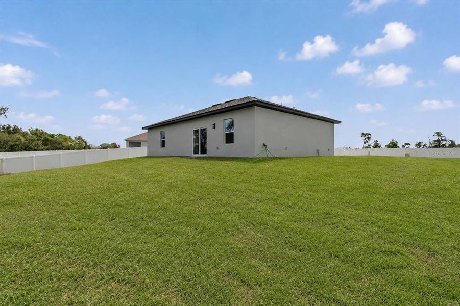 Exterior details and patio area of a home in , Ocala (Image 27).