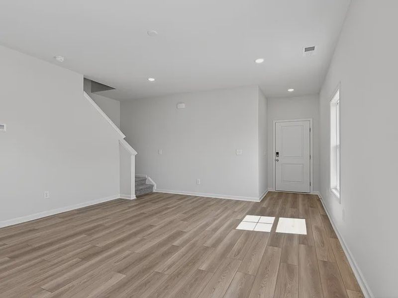 Spacious, unfurnished interior of a new home in Portrait Hills, Aiken (Image 5).