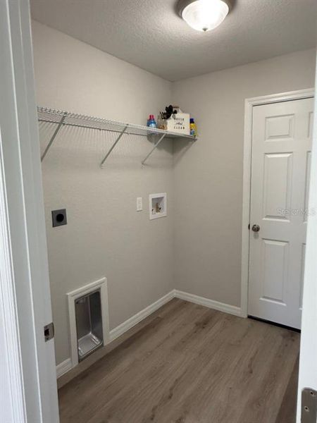 Spacious, unfurnished interior of a new home in , Dunnellon (Image 15).