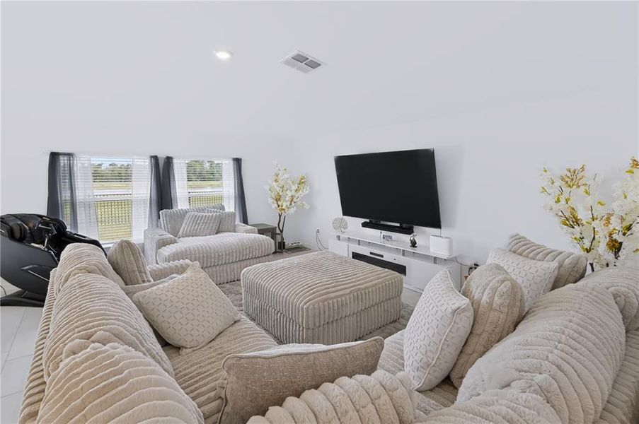 Furnished interior view inside a new home in , Wimauma (Image 34).