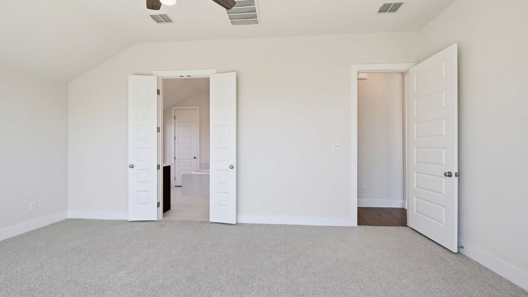 Spacious, unfurnished interior of a new home in Devonshire, Forney (Image 16). Spacious, unfurnished interior of a new home in Devonshire, Forney (Image 16).