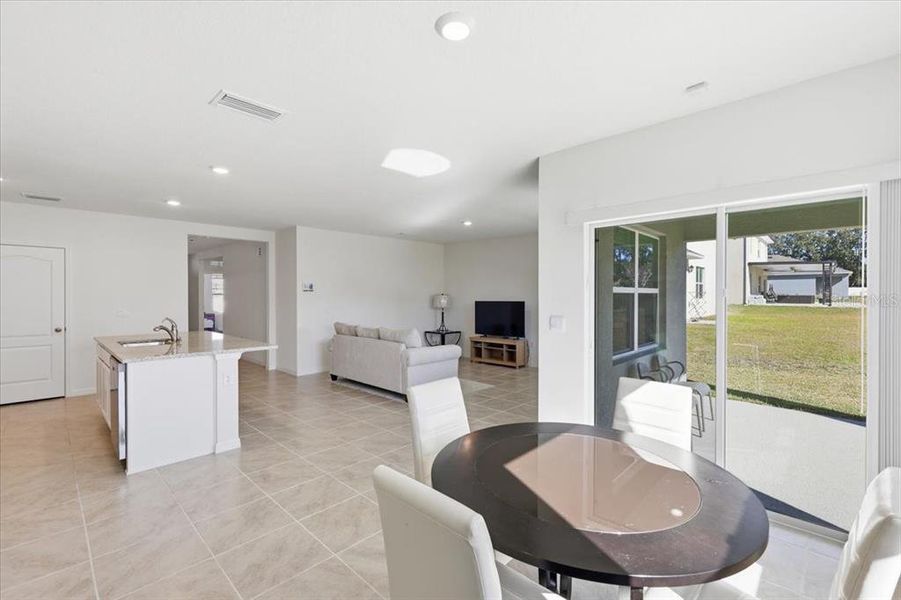 Furnished interior view inside a new home in Oak Pointe, Apopka (Image 15). Furnished interior view inside a new home in Oak Pointe, Apopka (Image 15).
