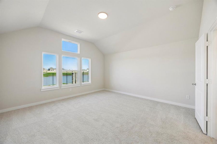 Spacious, unfurnished interior of a new home in Mercer Meadows, Royse City (Image 15).