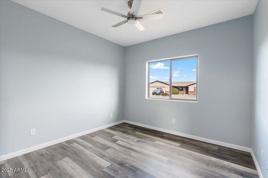 23-Bedroom 3 23-Bedroom 3