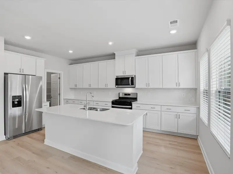 Furnished interior view inside a new home in Collier Ridge, Moore (Image 4).