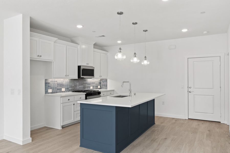 Furnished interior view inside a new home in Willow Grove Townhomes, Melissa (Image 8).