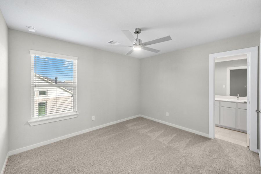 Spacious, unfurnished interior of a new home in Briarwood Crossing, Rosenberg (Image 18). Spacious, unfurnished interior of a new home in Briarwood Crossing, Rosenberg (Image 18).