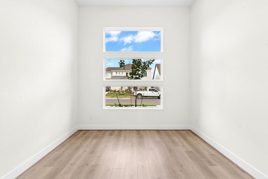 Spacious, unfurnished interior of a new home in Santa Rita Ranch, Liberty Hill (Image 34).