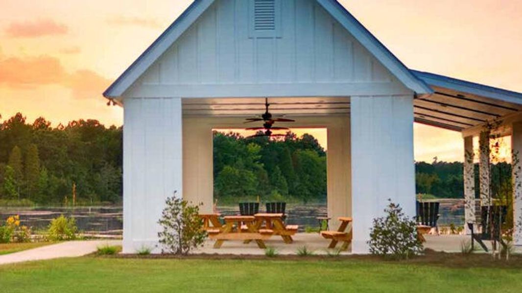 Community amenities in High Point at Foxbank, Moncks Corner (Image 39).
