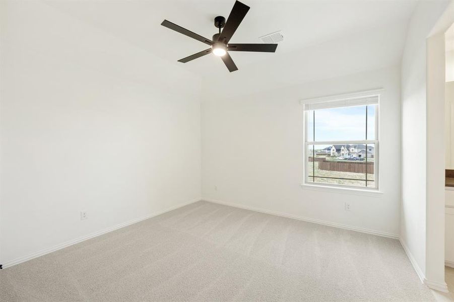 Spacious, unfurnished interior of a new home in Wildflower Ranch 60-65, Justin (Image 33). Spacious, unfurnished interior of a new home in Wildflower Ranch 60-65, Justin (Image 33).