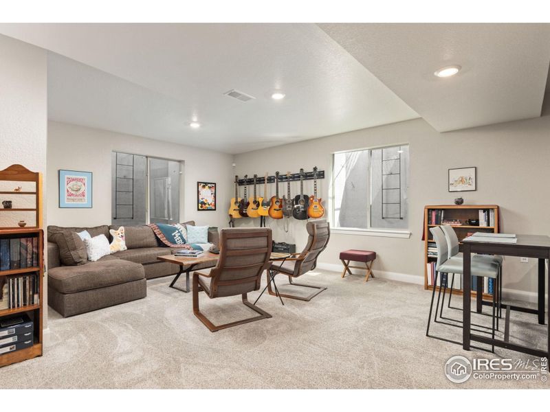 Furnished interior view inside a new home in , Erie (Image 33).