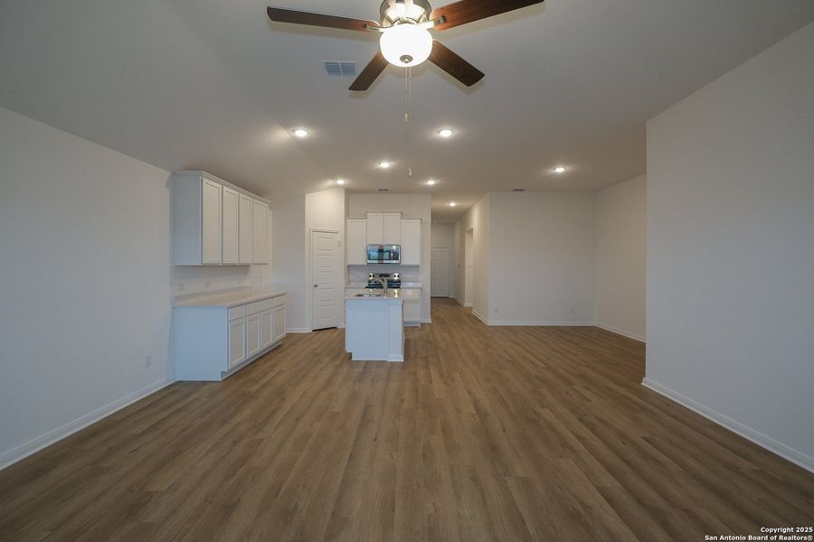 Image 34 of a home in Greenspoint Heights.