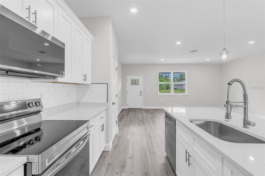 Furnished interior view inside a new home in , Citrus Springs (Image 14).