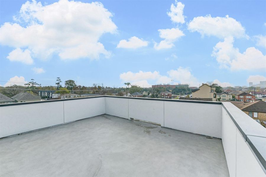 Great views of Houston including the Med Center and the Downtown Houston skyline.