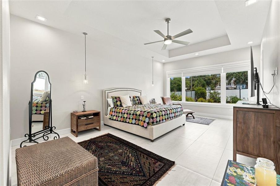 Furnished interior view inside a new home in , Winter Haven (Image 63).