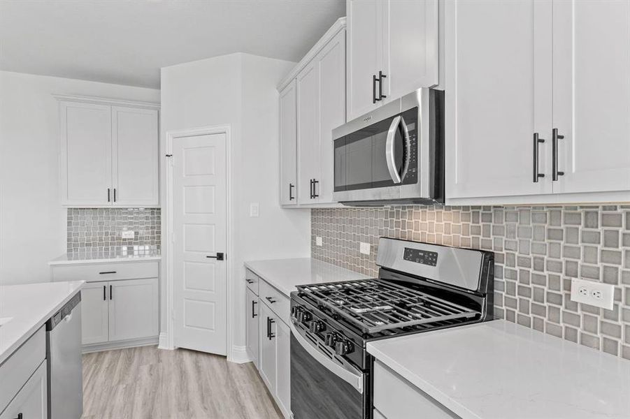 DAL_Meadow Vista_Kendall_1701 Willowhurst Lane (10) DAL_Meadow Vista_Kendall_1701 Willowhurst Lane (10)