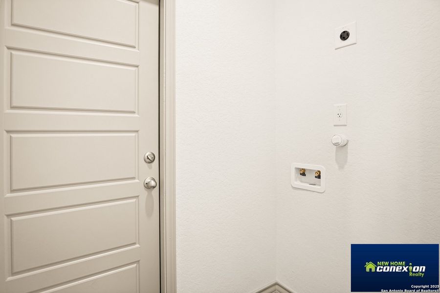 Image 24 of a home in . Image 24 of a home in .