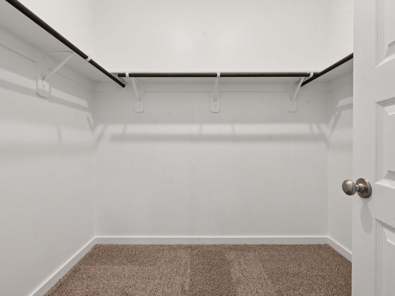 Spacious, unfurnished interior of a new home in Pinewood Trails - City Series, Atascocita (Image 25).